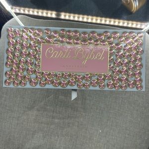 Carli Bybel Anastasia Beverly Hills Eyeshadow Palette